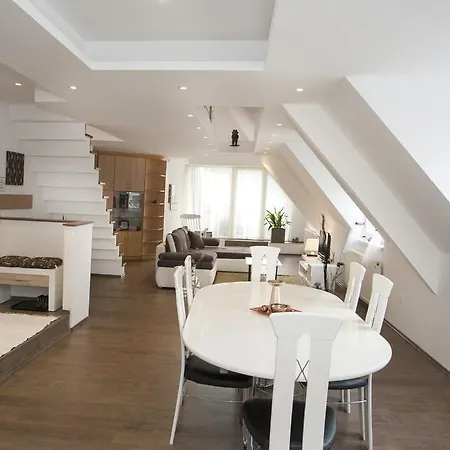 Apartment Riverside Flat With King Castle View Budapest