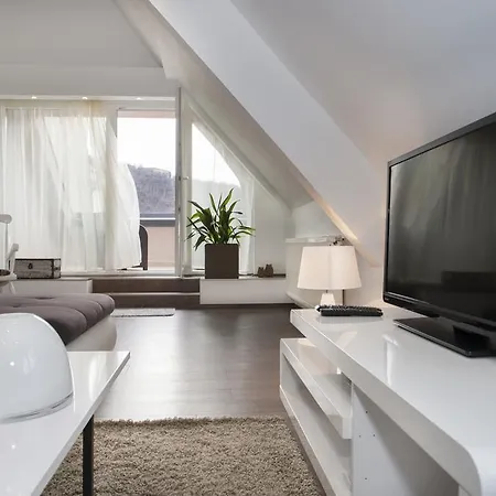 Riverside Flat With King Castle View Budapest