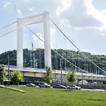 Riverside Flat With King Castle View * Budapest
