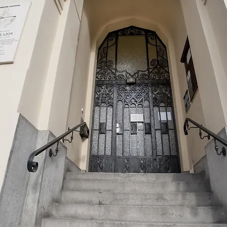 Appartamento Riverside Flat With King Castle View *